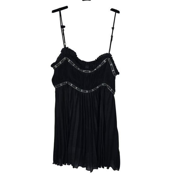 Express Design Top Women's M Black Silk Plisse Babydoll Empire Waist Beaded - Picture 1 of 11